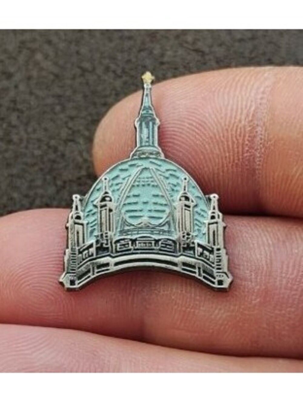 1990s Cathedral of Saint Paul Minnesota Pin